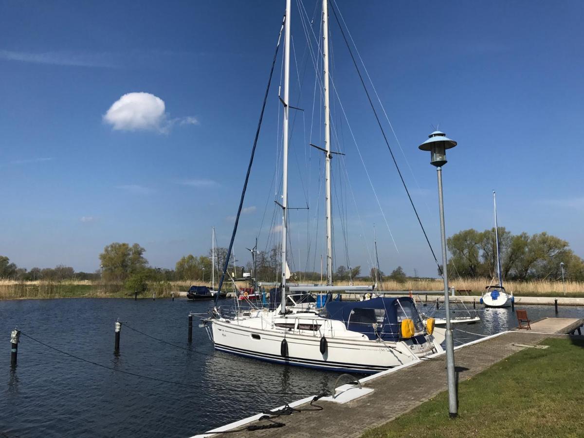 Blick Auf Yachthafen An Der Ostsee Ueckermünde Zewnętrze zdjęcie